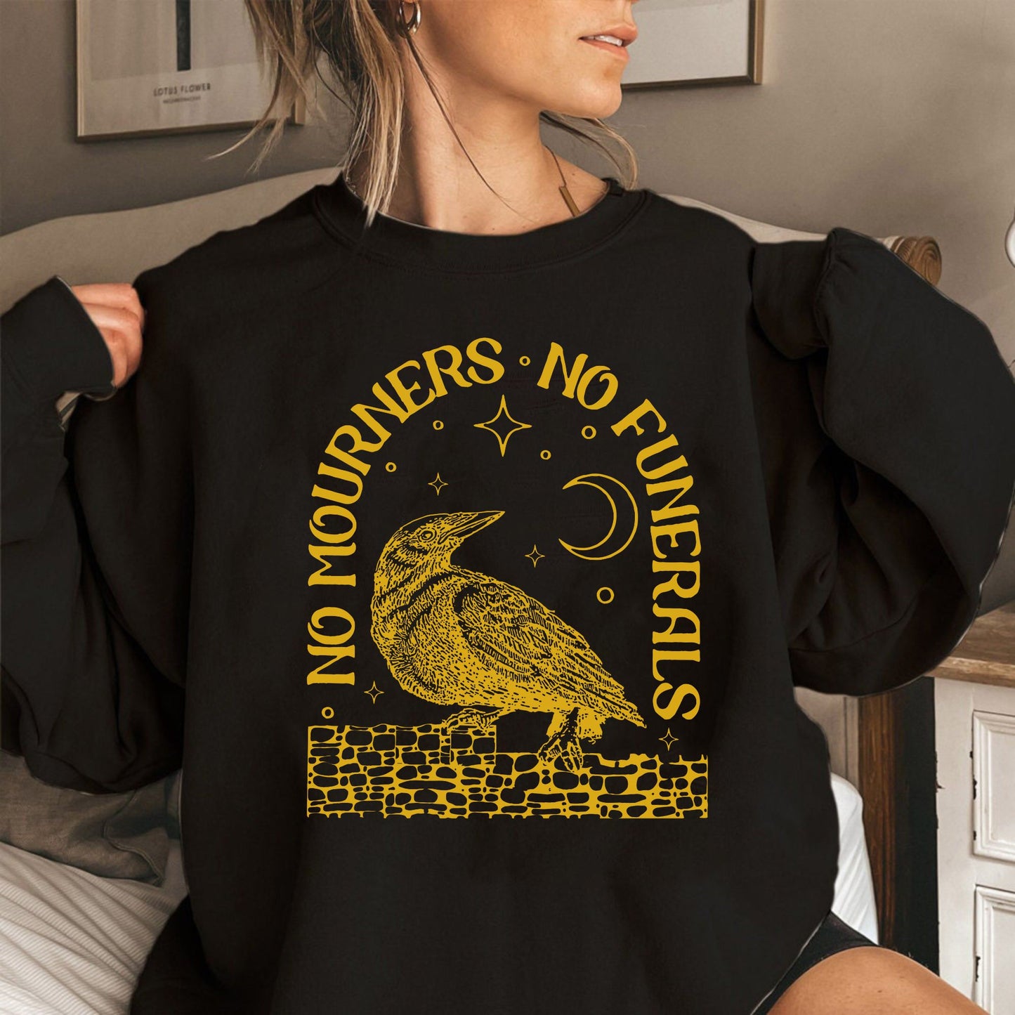 Retro Six Of Crows T- Shirt, No Mourners No Funerals Sweatshirt ,  No Mourners Club Tee, Six of Crows, bookish T- Shirt